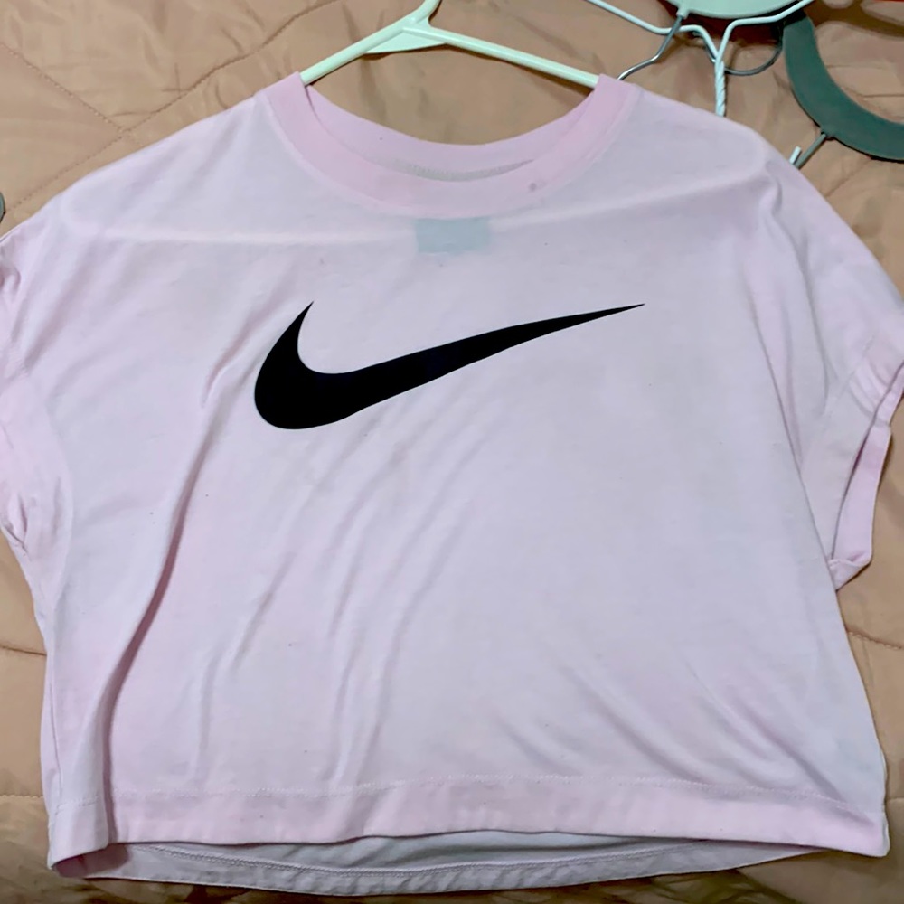 Medium pink crop top